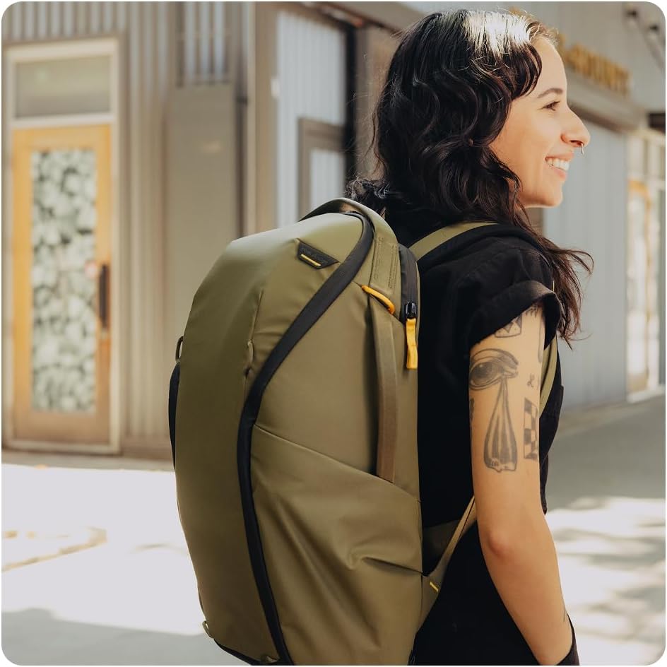 Peak Design Everyday Backpack Zip 20L, Kelp, 270-Degree Zip, Dual Side Pockets, FlexFold Dividers, Fits 15" Laptop, For Camera Carry, Daily Commutes or Travel, Versatile Backpack for Men and Women