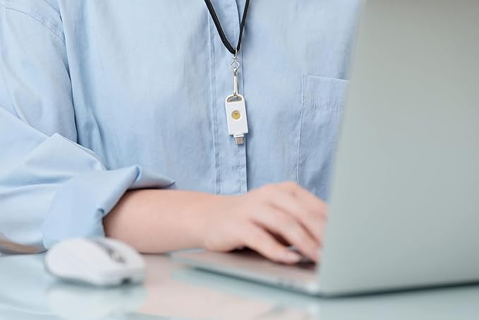 Identiv uTrust FIDO2 NFC Security Key USB-C (FIDO, FIDO2, U2F, WebAuthn)