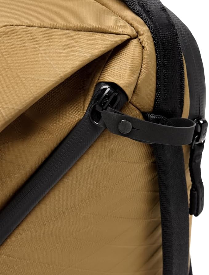 Peak Design Everyday Backpack 20L, Coyote, MagLatch Top, Dual Side Access, FlexFold Dividers, Fits 15" Laptop, For Camera Carry, Daily Commutes or Travel, Versatile Backpack for Men and Women