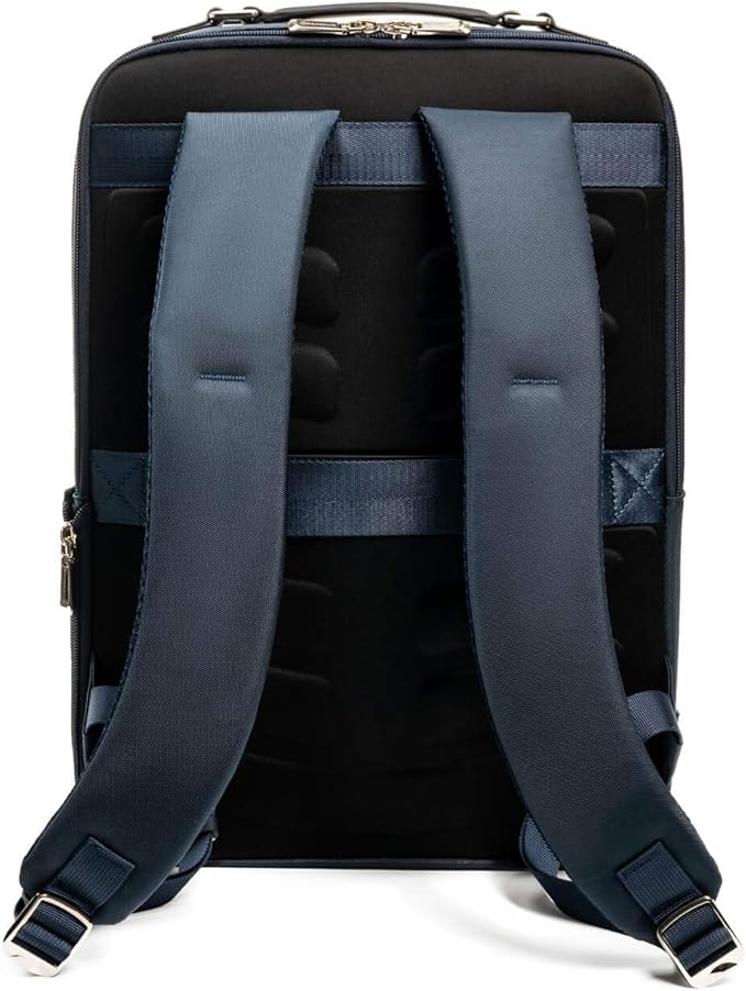 Maverick & Co. Explorer Light Backpack, Compatible with 15.6" laptop, for Men & Women (Navy)