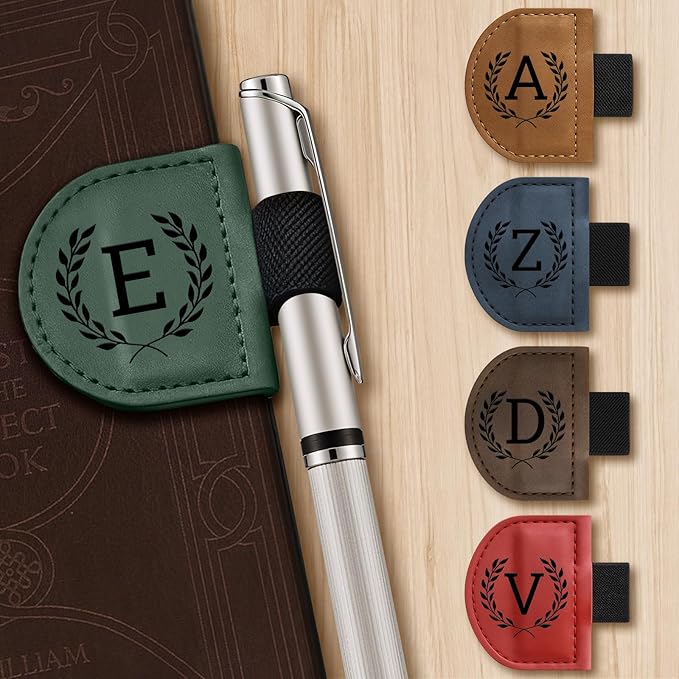 Personalized Bygone Mark Bookmark with Pen Holder,Engraving Leather Magnetic Bookmarks Vintage 26 Letters Name Initials Text Book Marker Clips Gifts for Reading Book Lovers Women (Green, R)
