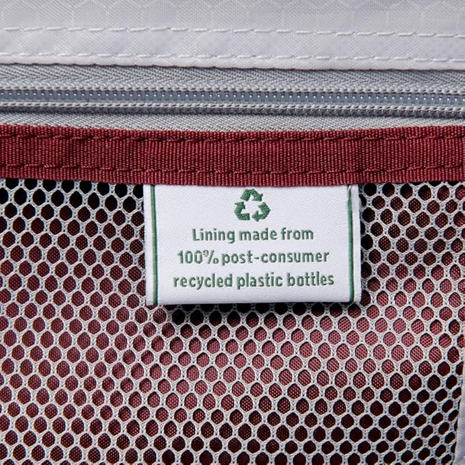 Travelpro Maxlite 5 Softside Expandable Carry on Luggage with 4 Spinner Wheels, Lightweight Suitcase, Men and Women, Burgundy, Carry On 21-Inch