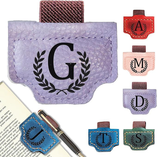 Personalized Bygone Mark Bookmark with Pen Holder, Leather Magnetic Bookmark 26 Letters Name Initial Bookmarks for Readers, Book Lover Gifts for Women Men Notebook Accessories (Purple, G)