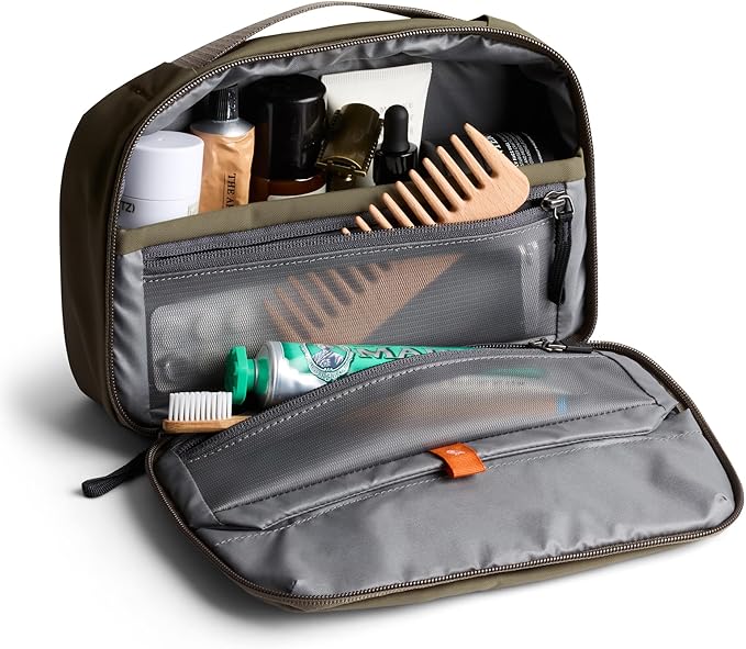 Bellroy Hanging Toiletry Kit (hanging 3 liter toiletry bag for men and women, and designed for travel) - SeaKelp
