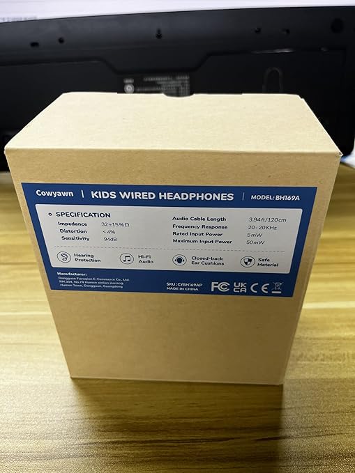 USB C Headphones Wired, Over Ear USB C Wired Headphones with Microphone, Volume Control, HD Stereo Sound, Foldable USB Type C Headphones for Adult/Teens/Chromebook/Laptop/Computer/iPhone,Black