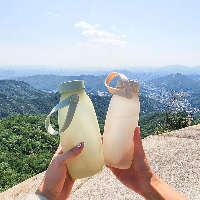 BLUE GINKGO Collapsible Water Bottle – Lightweight, Foldable Silicone Bottle for Travel, Hiking, and Camping (16.9oz, Made in Korea, Peach)