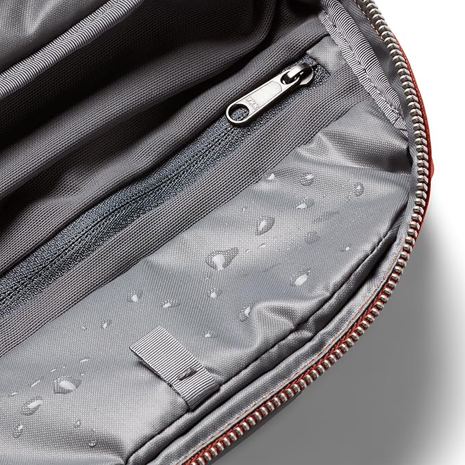 Bellroy Toiletry Kit Plus – (Toiletries pouch, bag)